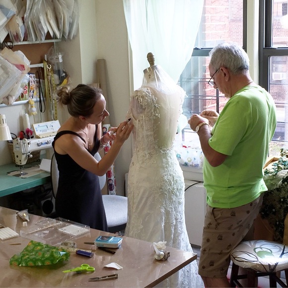 Meet your Posher, Anastasia - Picture 3 of 3